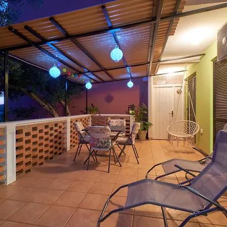 Appartement Dairos2 *